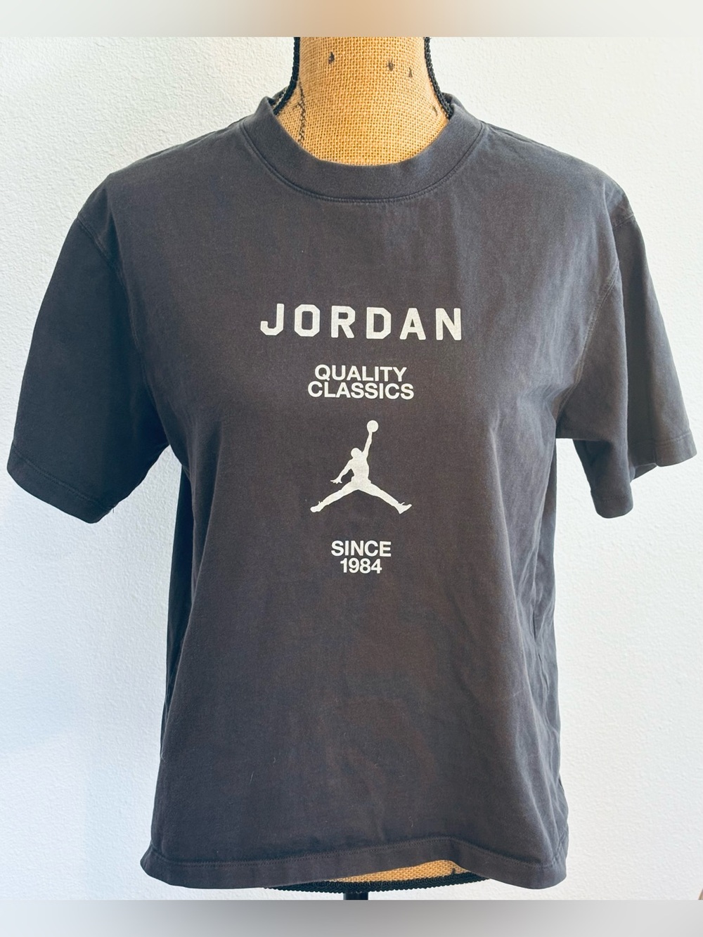 Air Jordan Girlfriend T-Shirt Black Size Small FZ0617-045